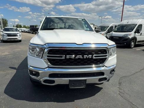 Used 2023 RAM 1500 Big Horn AWD/4WD image 3
