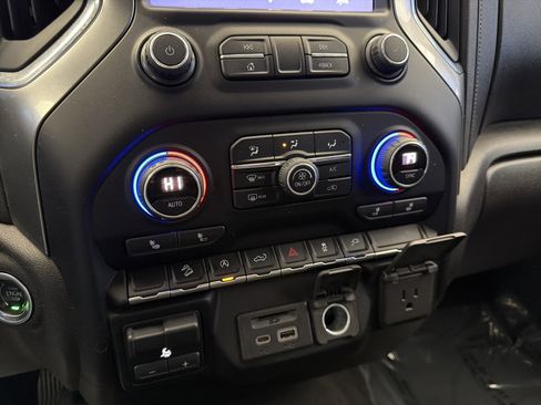 Used 2020 Chevrolet Silverado 1500 LT w/ All-Star Edition image 22