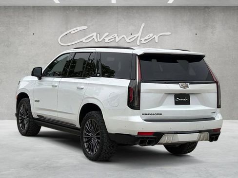 Used 2023 Cadillac Escalade V w/ LPO, ONYX Package AWD/4WD image 14