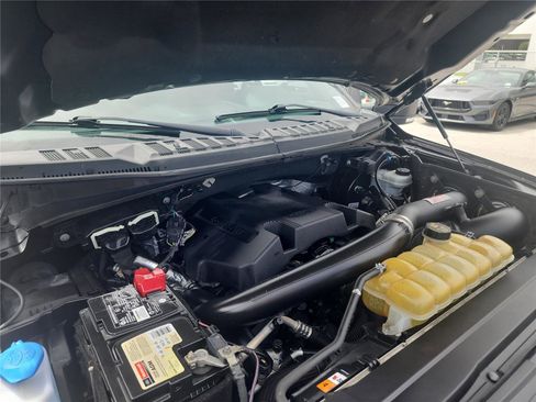 Used 2019 Ford F150 XLT w/ Equipment Group 302A Luxury image 13