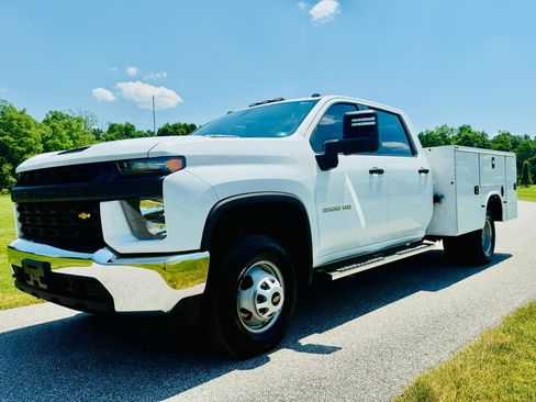 Used 2021 Chevrolet Silverado 3500 W/T w/ WT Convenience Package AWD/4WD image 1