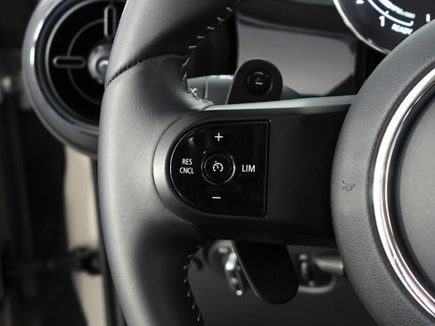 Used 2023 MINI Cooper S FWD image 30