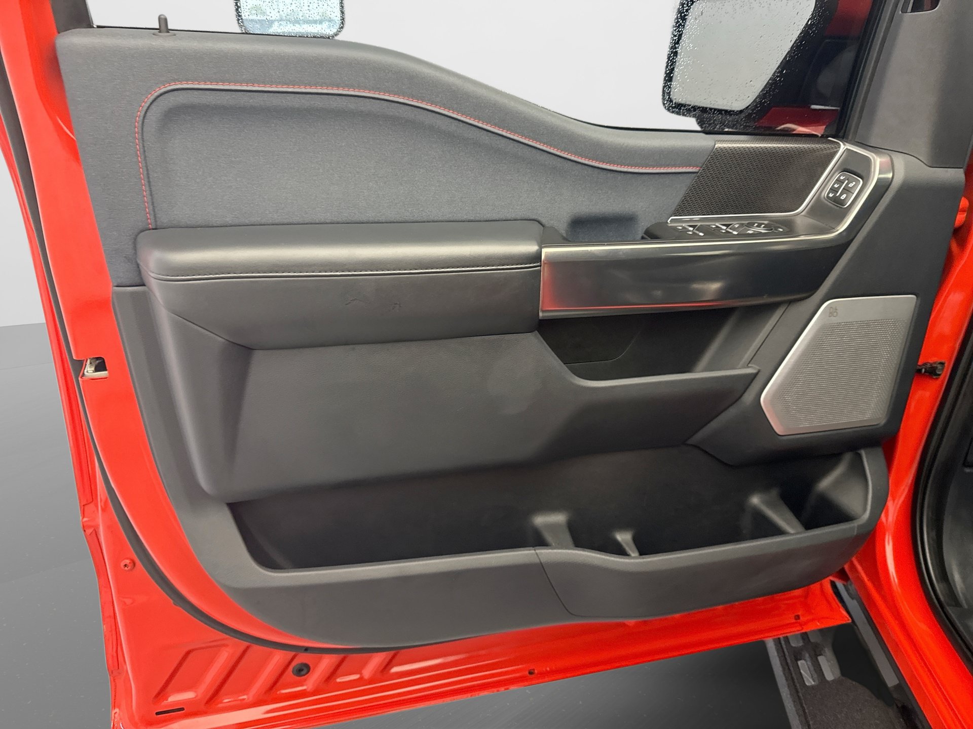 Used 2022 Ford F150 Raptor w/ Equipment Group 801A High AWD/4WD image 9
