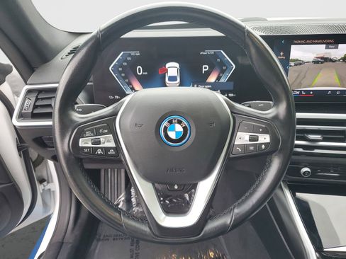 Used 2024 BMW i4 eDrive40 RWD image 29