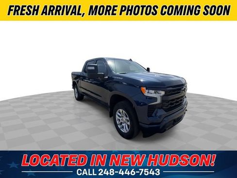 Used 2023 Chevrolet Silverado 1500 RST AWD/4WD image 4