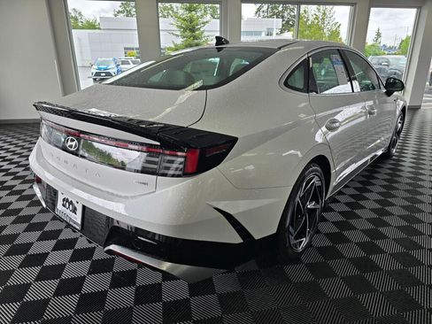 New 2026 Hyundai Sonata SEL AWD/4WD image 3