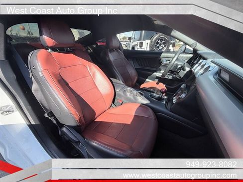 Used 2017 Ford Mustang Premium RWD image 11