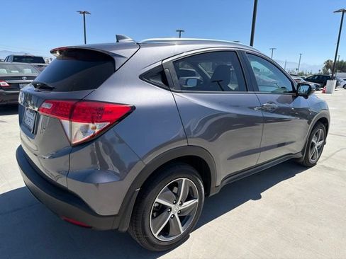 Used 2021 Honda HR-V EX-L image 2