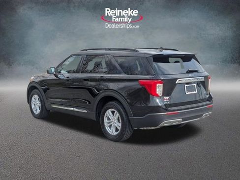 Used 2023 Ford Explorer XLT w/ Equipment Group 202A AWD/4WD image 8