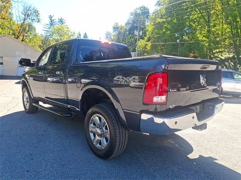 Used 2017 RAM 2500 SLT w/ Luxury Group image 6