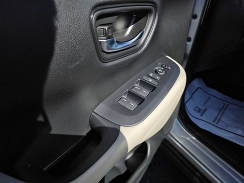 New 2027 Honda HR-V LX image 22