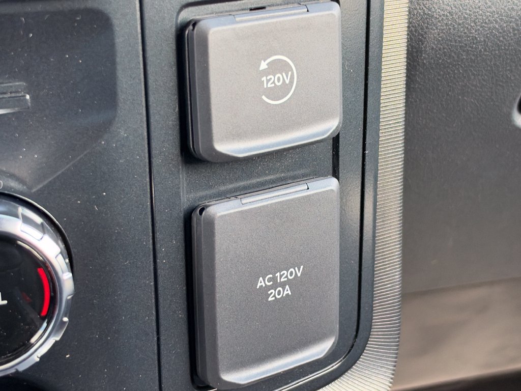 New 2026 Ford F150 Platinum w/ Equipment Group 702A High AWD/4WD image 39