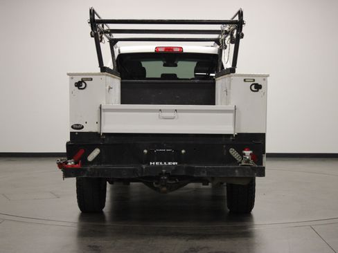 Used 2018 RAM 2500 Tradesman w/ Chrome Appearance Group AWD/4WD image 7