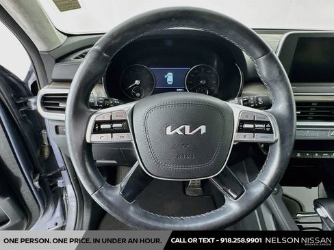 Used 2022 Kia Telluride SX w/ SX Prestige Package AWD/4WD image 11