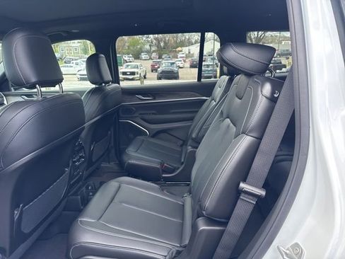 New 2026 Jeep Grand Cherokee L Limited AWD/4WD image 14