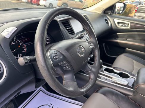 Certified 2020 Nissan Pathfinder SL image 29