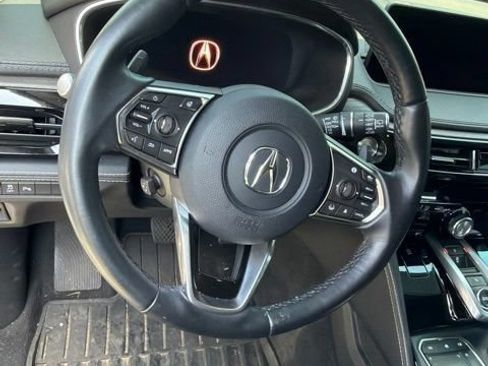 Used 2023 Acura MDX SH-AWD w/ Advance Package image 4