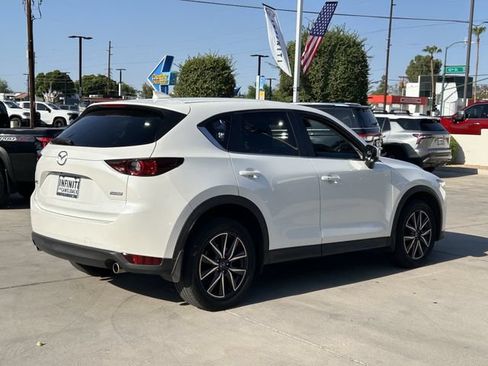 Used 2018 MAZDA CX-5 Touring w/ Preferred Equipment Package FWD image 9