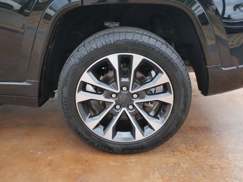 Used 2022 Jeep Grand Cherokee Overland image 7