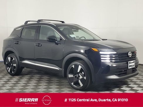 New 2026 Nissan Kicks SR image 1