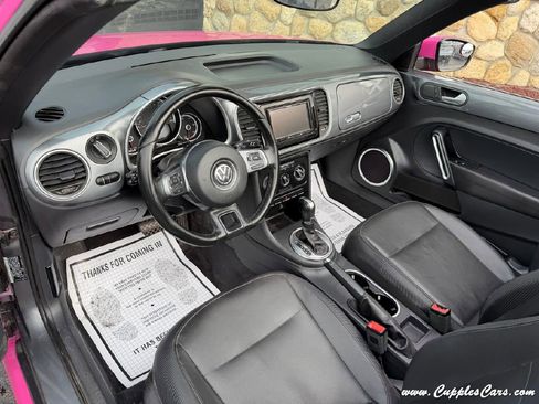 Used 2014 Volkswagen Beetle 1.8T image 5