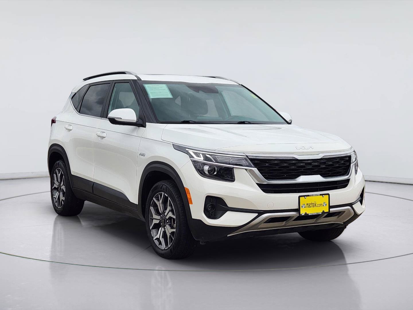 Used 2023 Kia Seltos EX AWD/4WD image 3