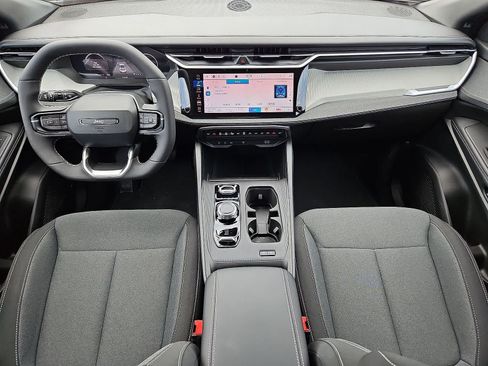 Used 2026 Jeep Cherokee AWD/4WD image 25