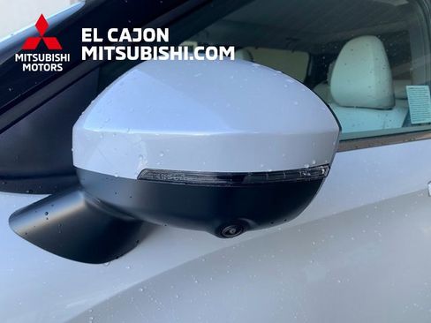 New 2026 Mitsubishi Outlander SEL image 10