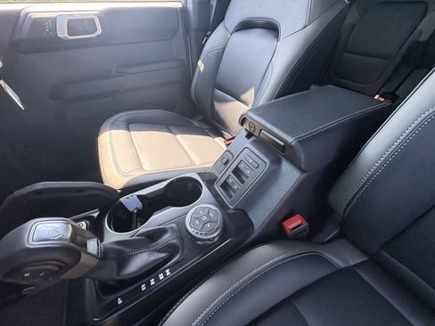 New 2026 Ford Bronco Outer Banks AWD/4WD image 34