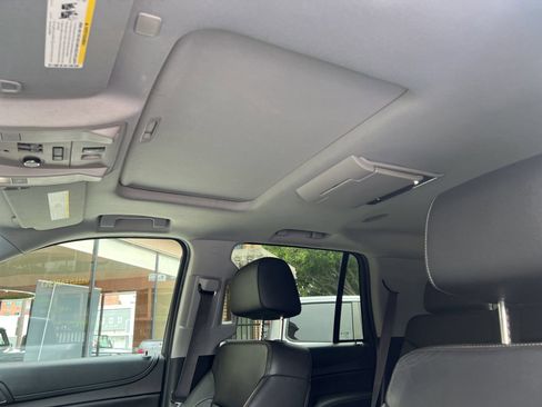 Used 2017 Chevrolet Tahoe LT AWD/4WD image 4