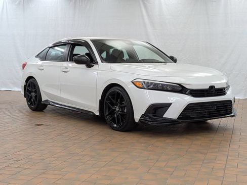Used 2022 Honda Civic Sport image 1
