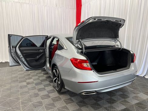 Used 2020 Honda Accord Sport image 11