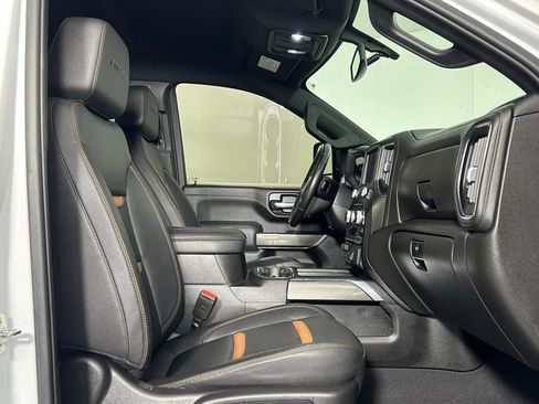 Used 2023 GMC Sierra 3500 AT4 AWD/4WD image 11