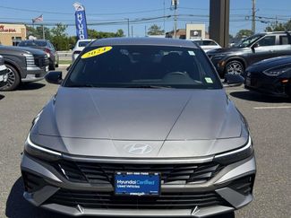 Used 2025 Hyundai Elantra SEL FWD video 2