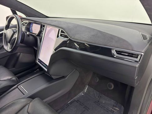 Used 2016 Tesla Model X P90D image 13