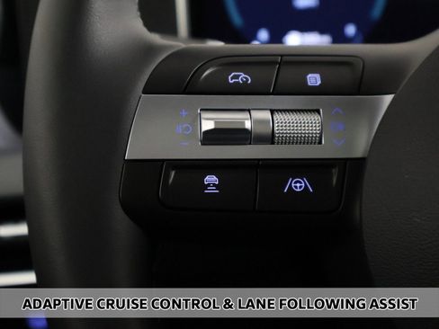 Used 2025 Hyundai Sonata Limited image 6