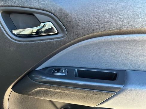 Used 2016 Chevrolet Colorado Z71 image 21