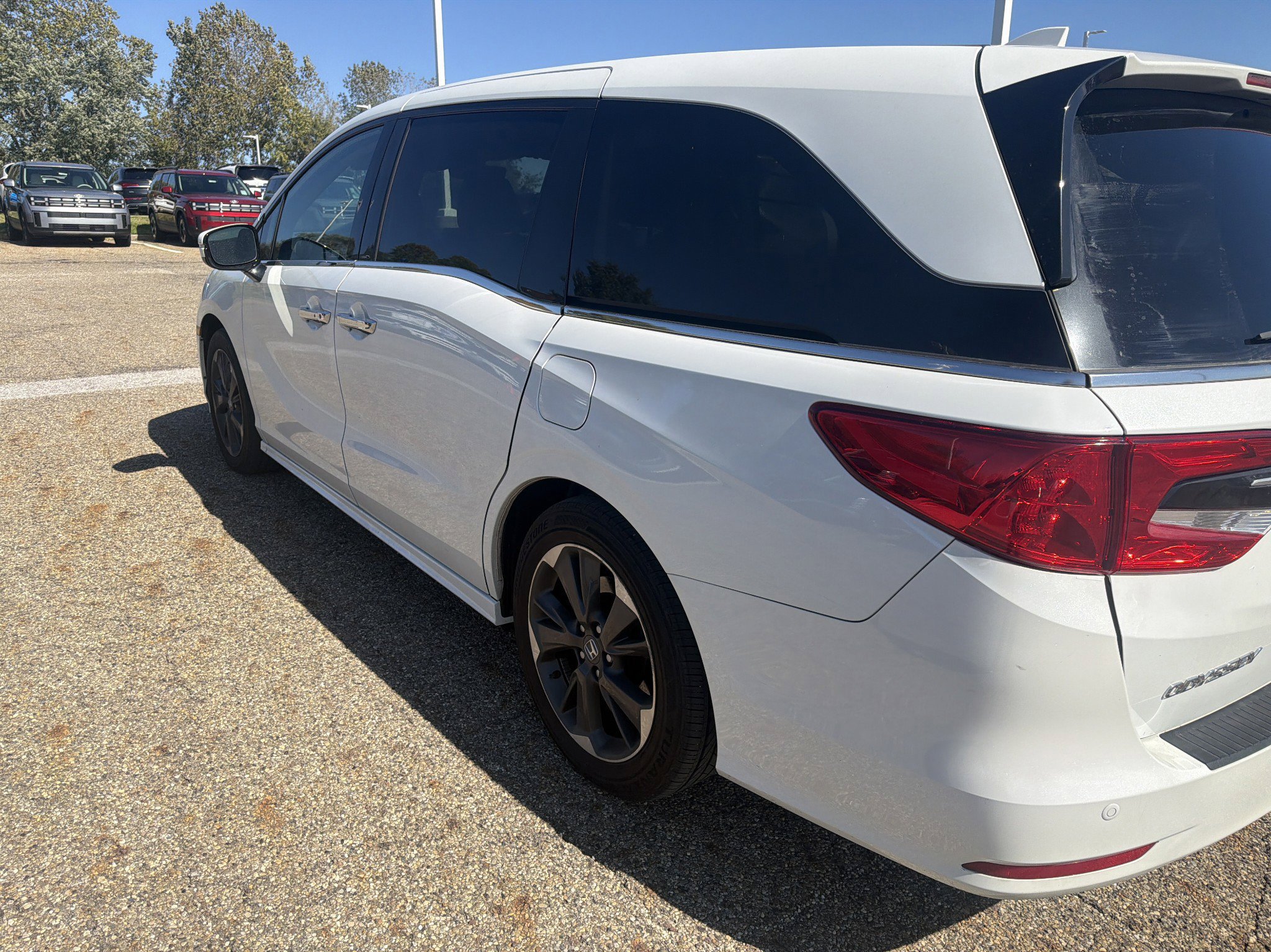 Used 2022 Honda Odyssey Elite image 10