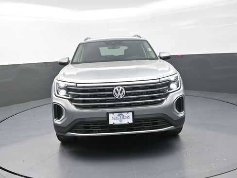 New 2026 Volkswagen Atlas SE AWD/4WD image 2