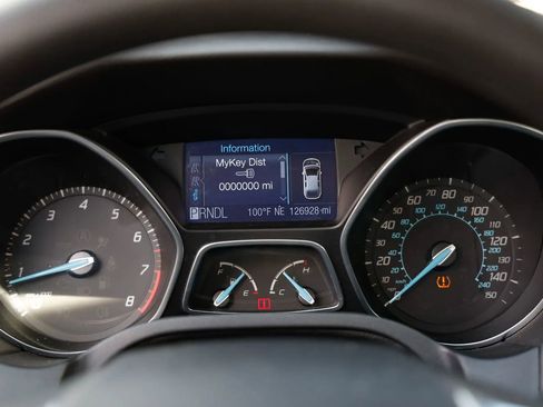 Used 2012 Ford Focus SE FWD image 28