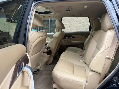 Used 2010 Acura MDX w/ Technology & Entertainment AWD/4WD image 32