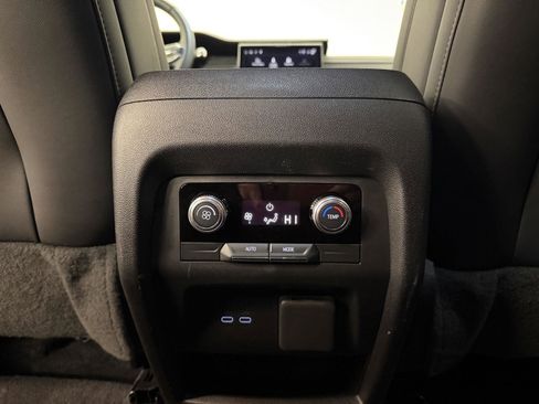 Used 2024 GMC Acadia Elevation image 46