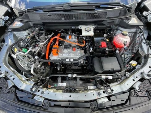 New 2026 Chevrolet Equinox EV LT w/ LPO, Tech Bronze Package FWD image 11