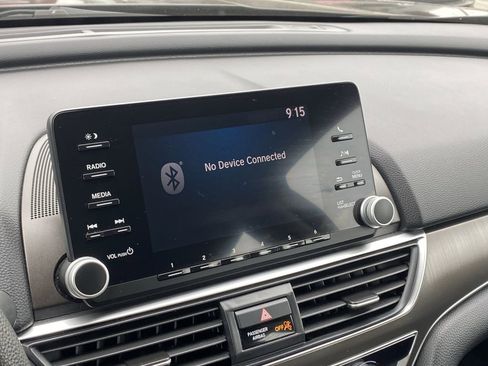 Used 2018 Honda Accord LX image 8