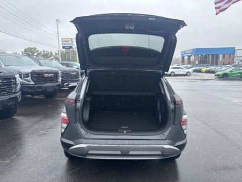 Used 2024 Hyundai Kona Limited image 31