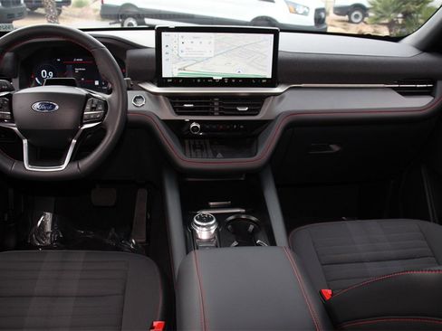 Certified 2025 Ford Explorer ST-Line w/ Premium Package image 19