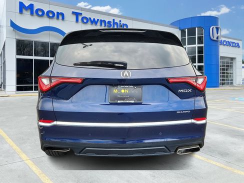 Used 2022 Acura MDX SH-AWD w/ Technology Package image 5