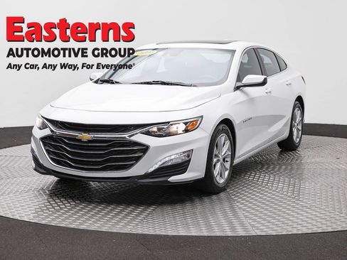 Used 2024 Chevrolet Malibu LT FWD image 1