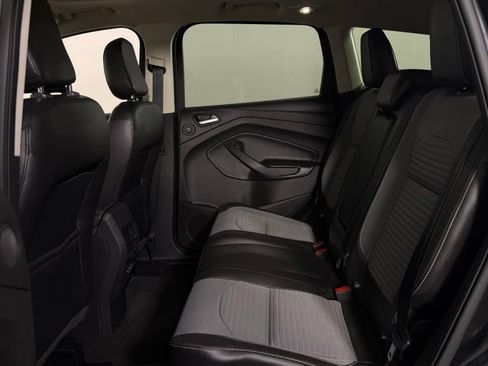 Used 2018 Ford Escape Titanium AWD/4WD image 29