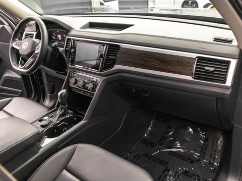 Used 2023 Volkswagen Atlas SE AWD/4WD image 38